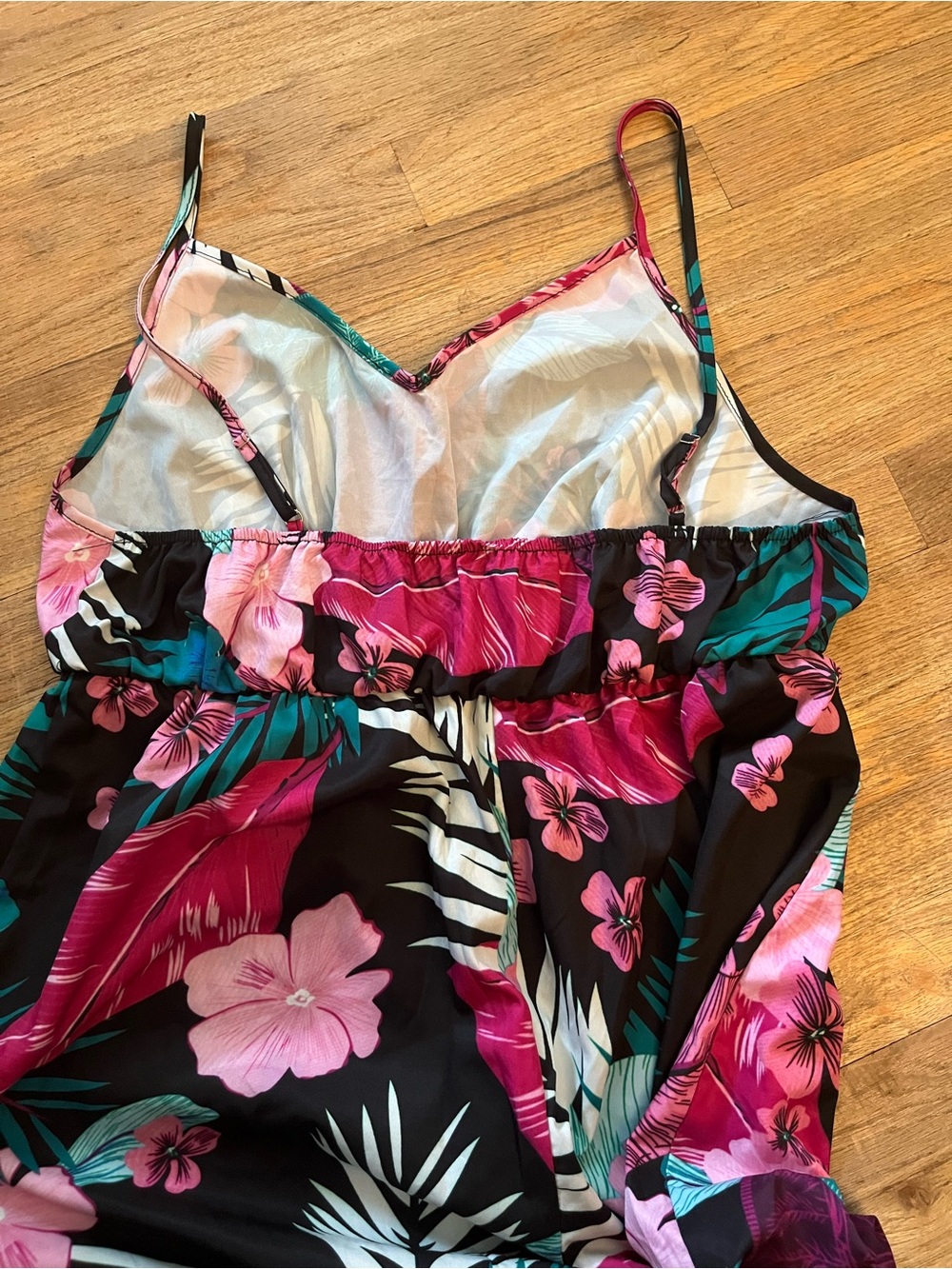 SHEIN Black Floral Wide-Leg Tropical Jumpsuit with Pink & Teal Accents - Picture 4 of 5